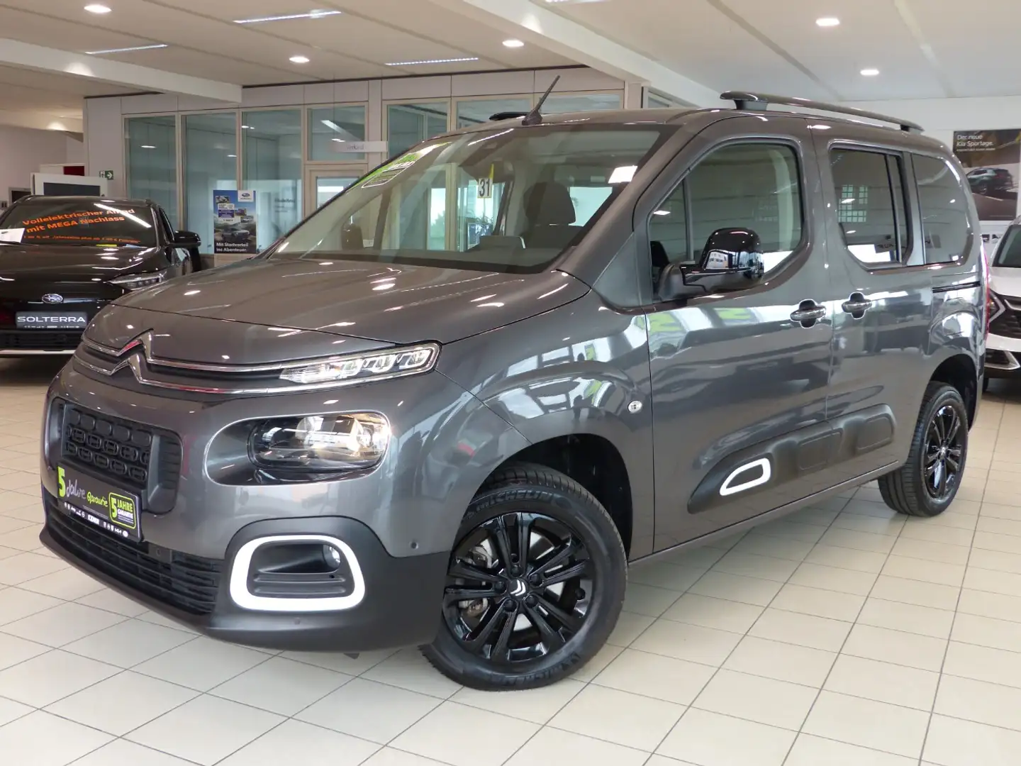 Citroen Berlingo 1.5 BlueHDi 130FAP SHINE MPV M CityPaket Gris - 2