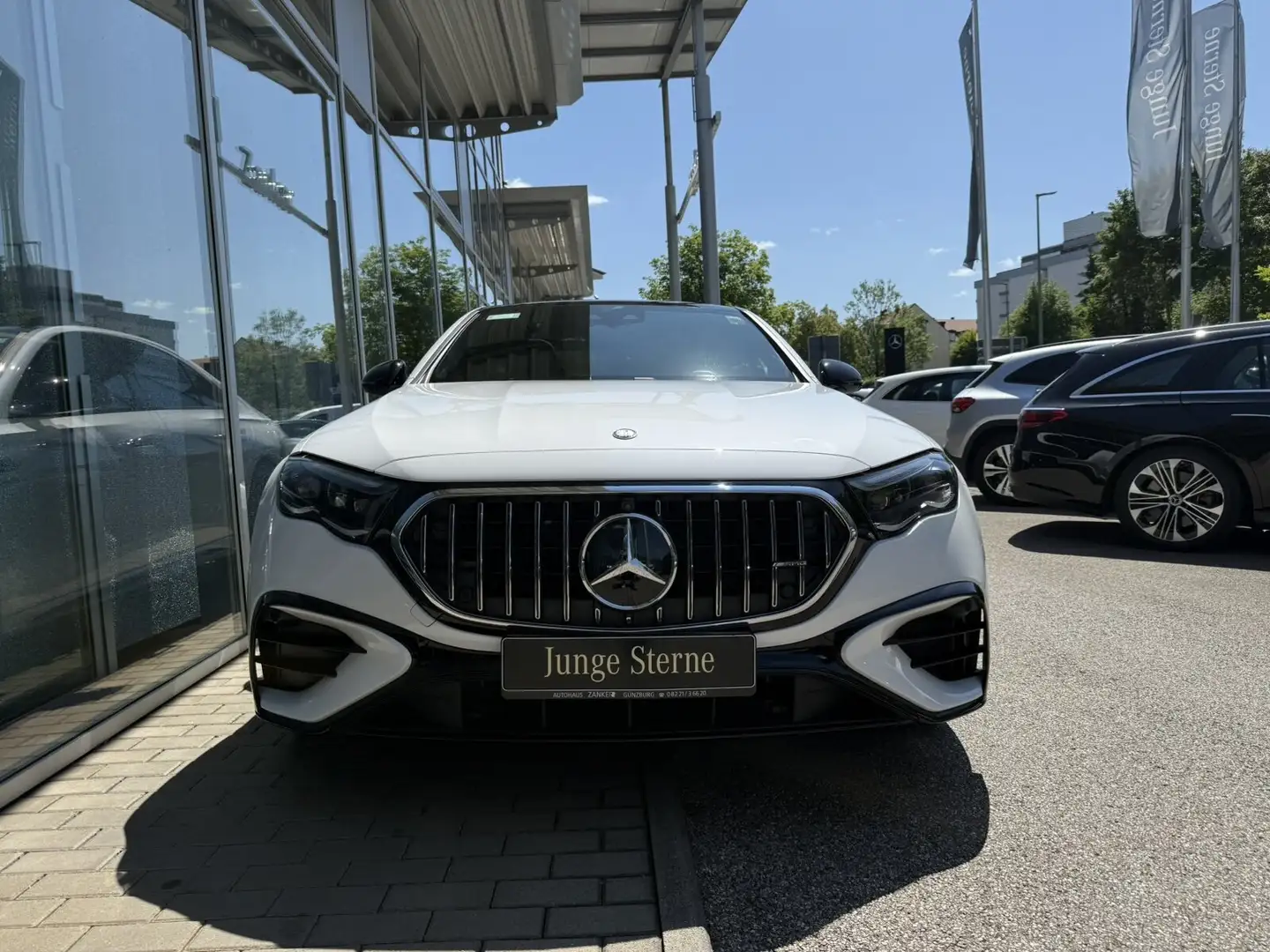 Mercedes-Benz E 53 AMG Mercedes-AMG E 53 Hybrid 4MATIC+ Limousine PREMIUM*PANO Blanc - 2