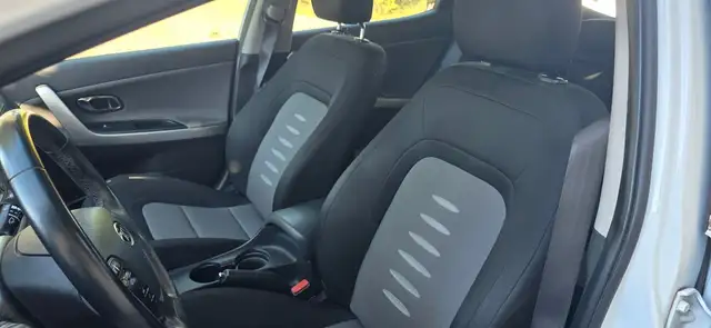 Kia Ceed view 3
