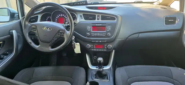 Kia Ceed view 4