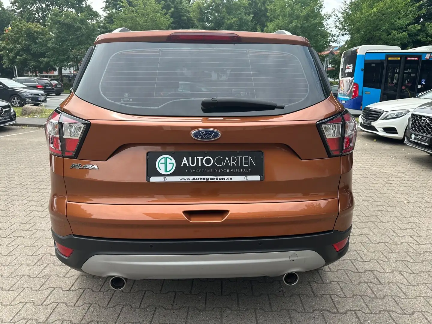 Ford Kuga Cool & Connect Braun - 2