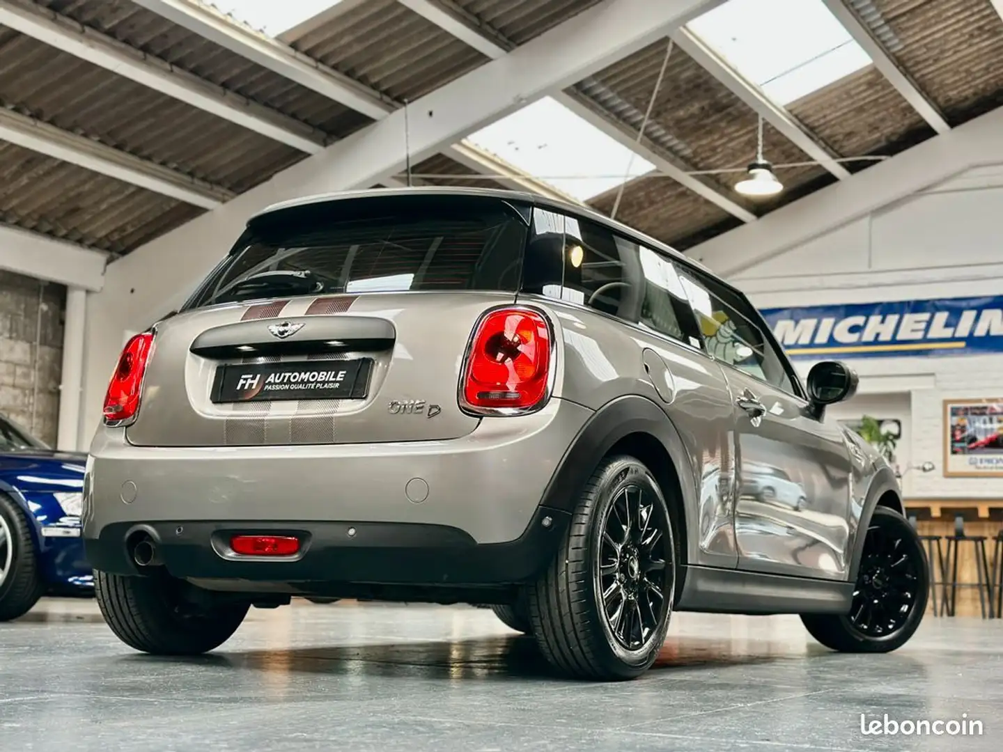 MINI One D Shoreditch Toit ouvrant, Bluetooth, Régulateur Historique d’entretien État exceptionnel Gris - 2