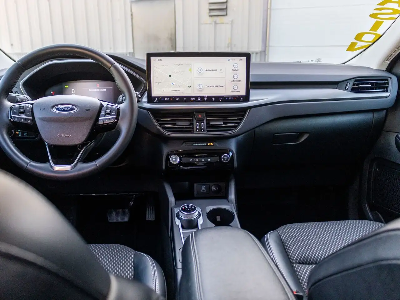 Ford Escape снимка Ford Escape