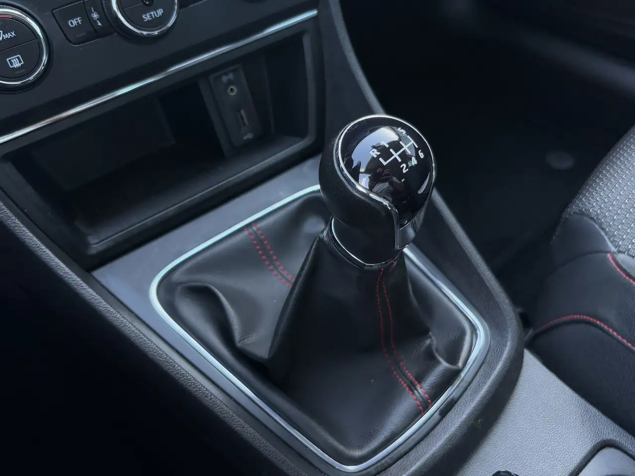 SEAT Leon Leon ST — photo 20 sur 28