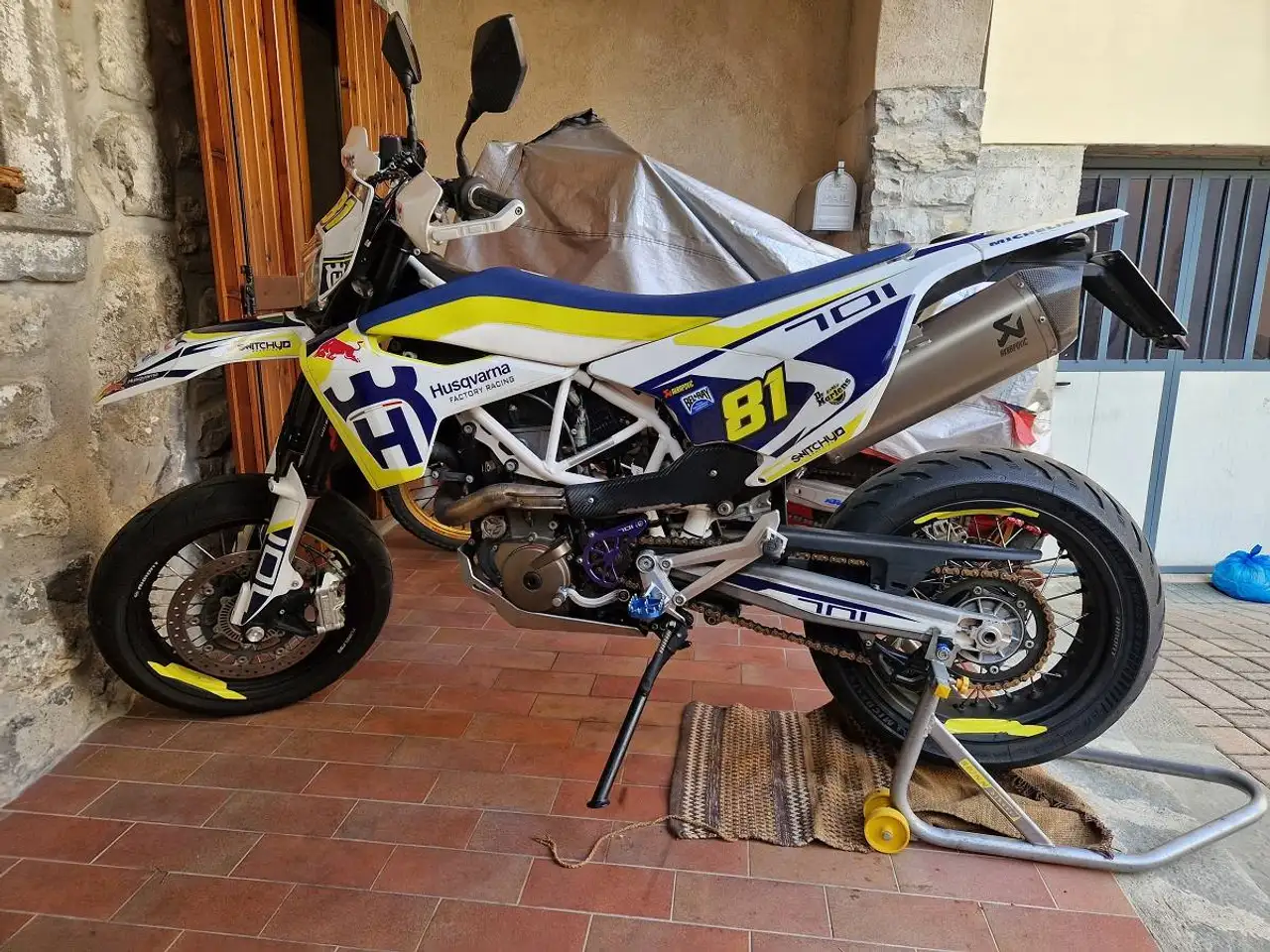 Husqvarna 701 Supermoto