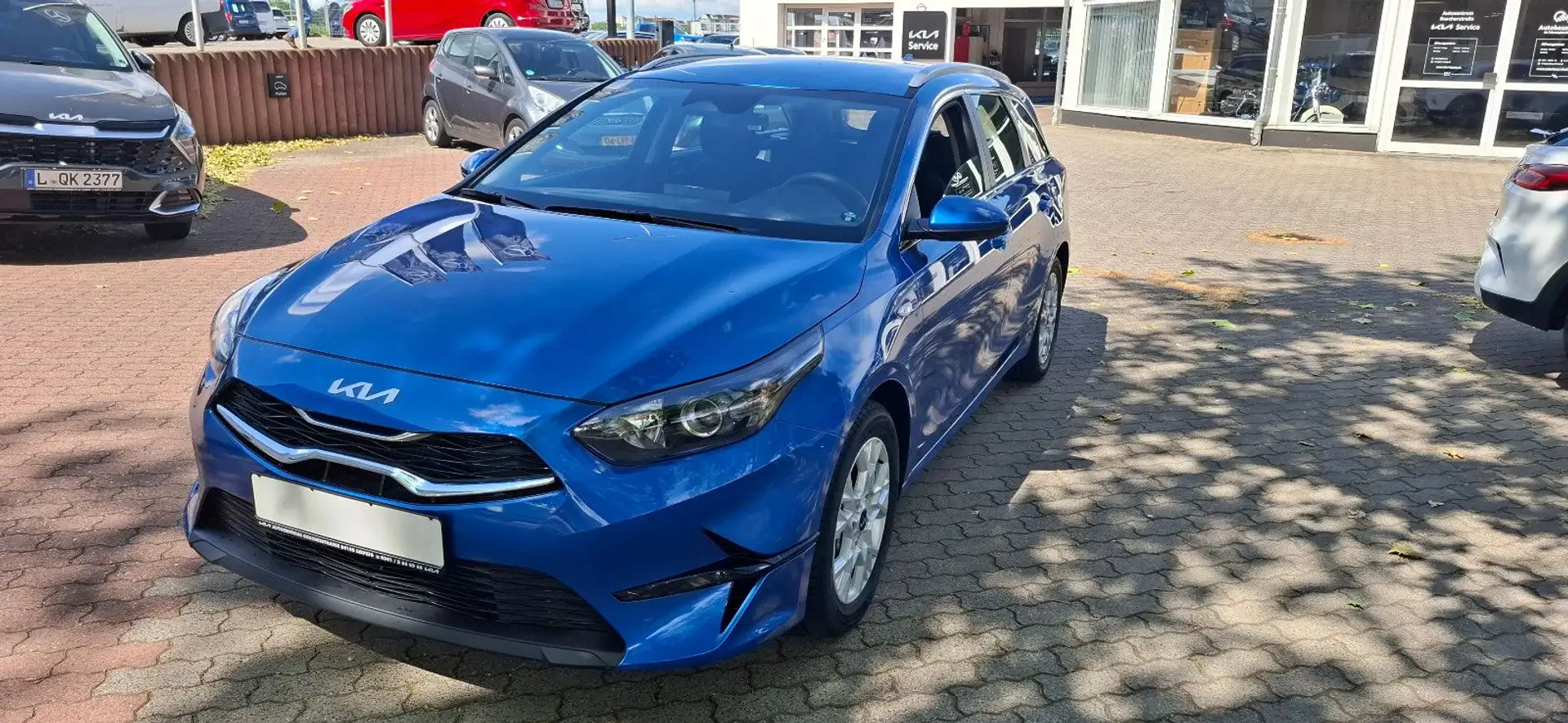 Kia Ceed SW / cee'd SW Blau - 1