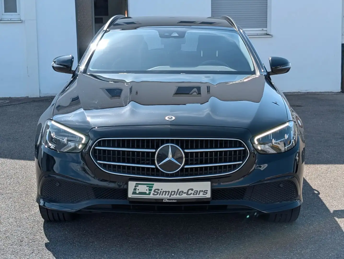 Mercedes-Benz E 450 T 4Matic *Avantgarde*Kamera*Night*MBUX* Schwarz - 2