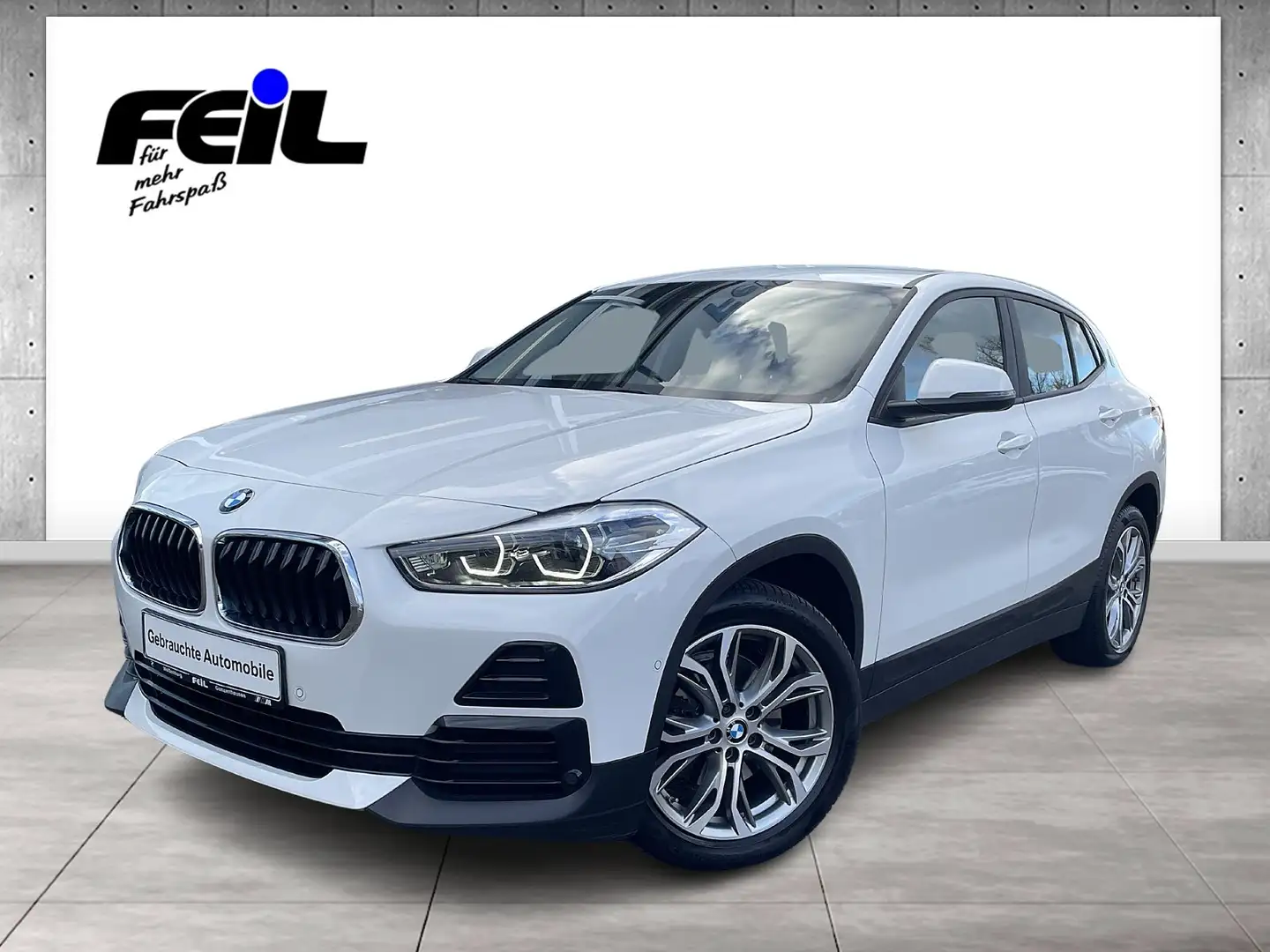 BMW X2 sDrive18i  Advantage HiFi DAB LED Shz Weiß - 1