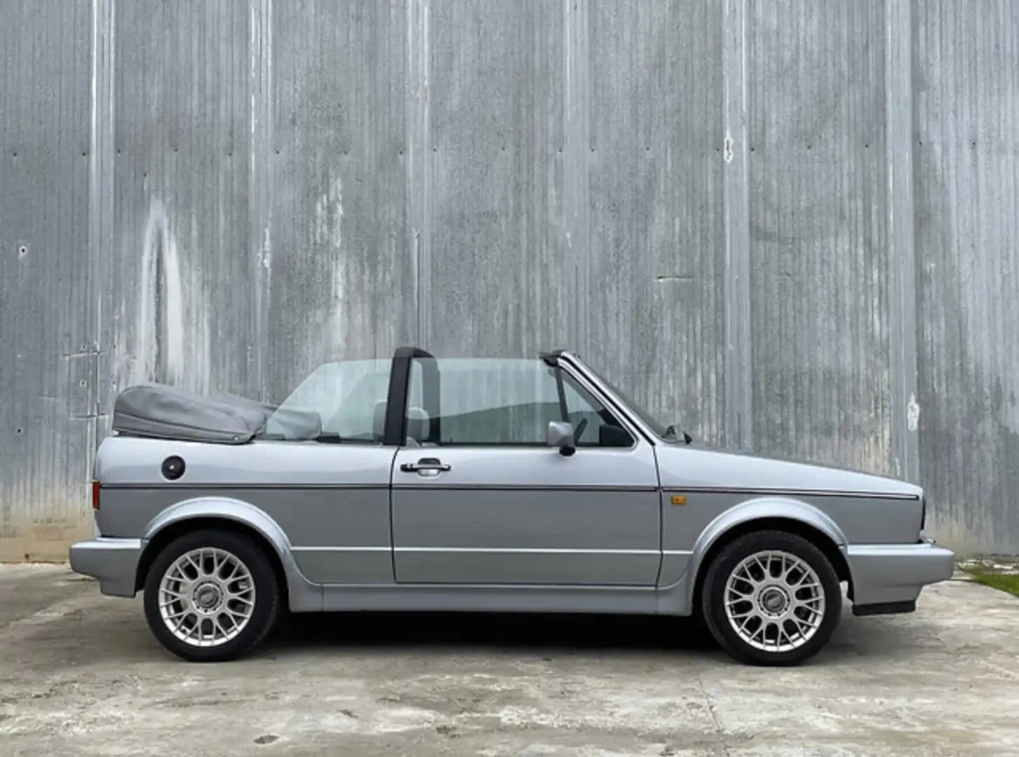 Volkswagen Golf Cabriolet GOLF 1 CABRIOLET KARMAN 1.6L - 75 CH - 1989 - 2