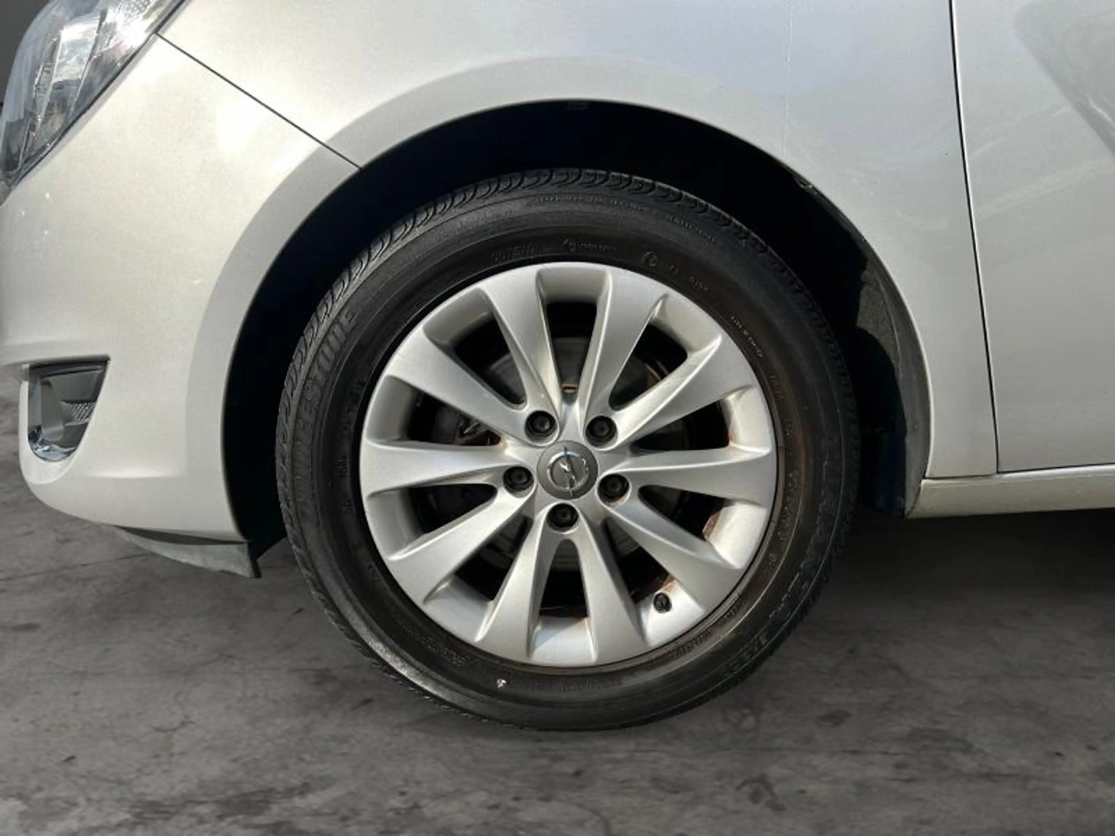Opel Meriva 1.4 101cv Gris 01/17 Airco Capteurs Bluetooth — photo 8