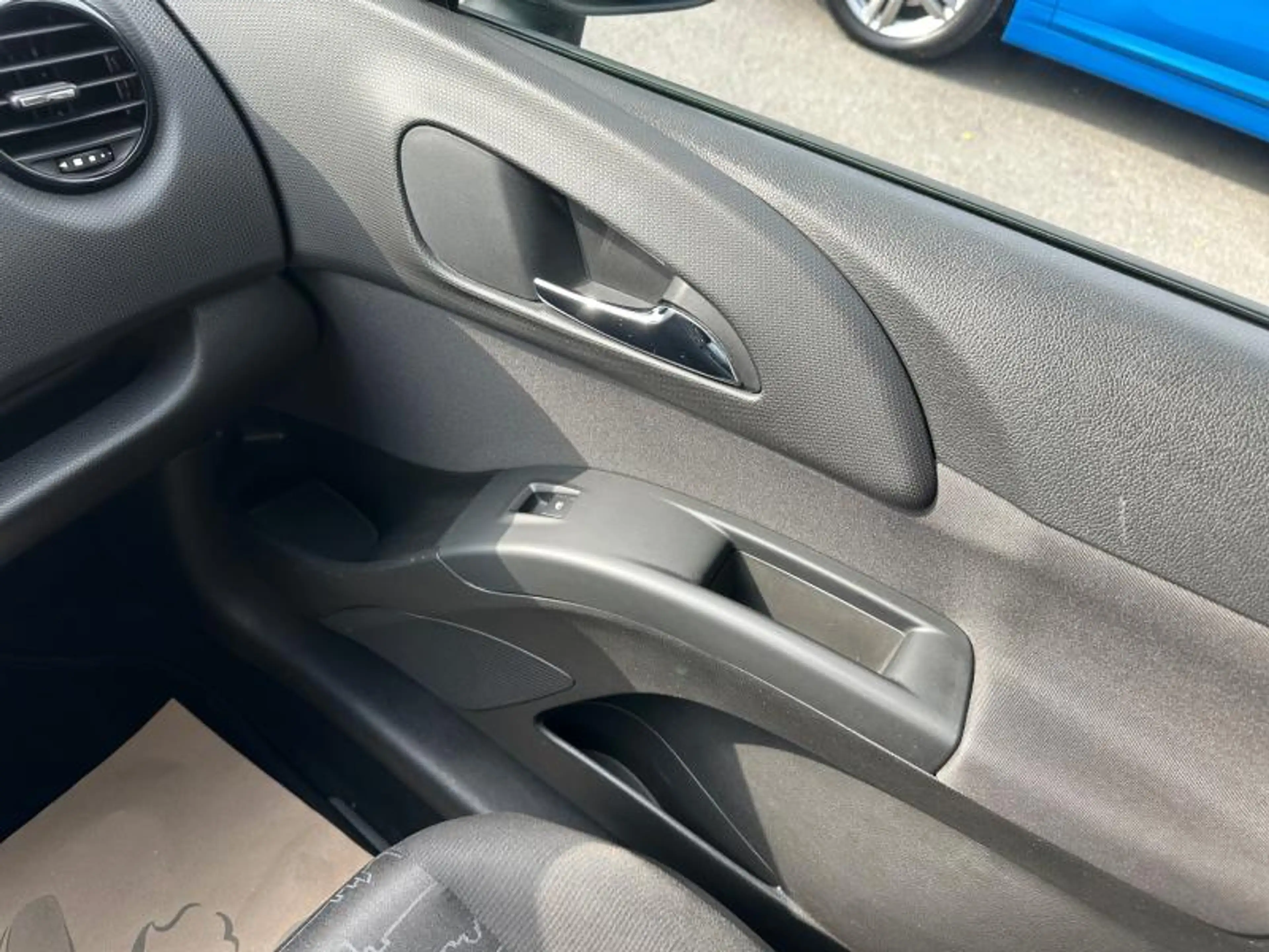 Opel Meriva 1.4 101cv Gris 01/17 Airco Capteurs Bluetooth — photo 11