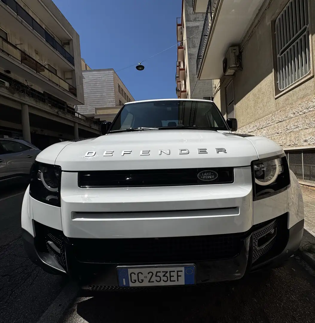 Land Rover Defender 90 2.0d sd4 SE awd 200cv 6p.ti auto - 2