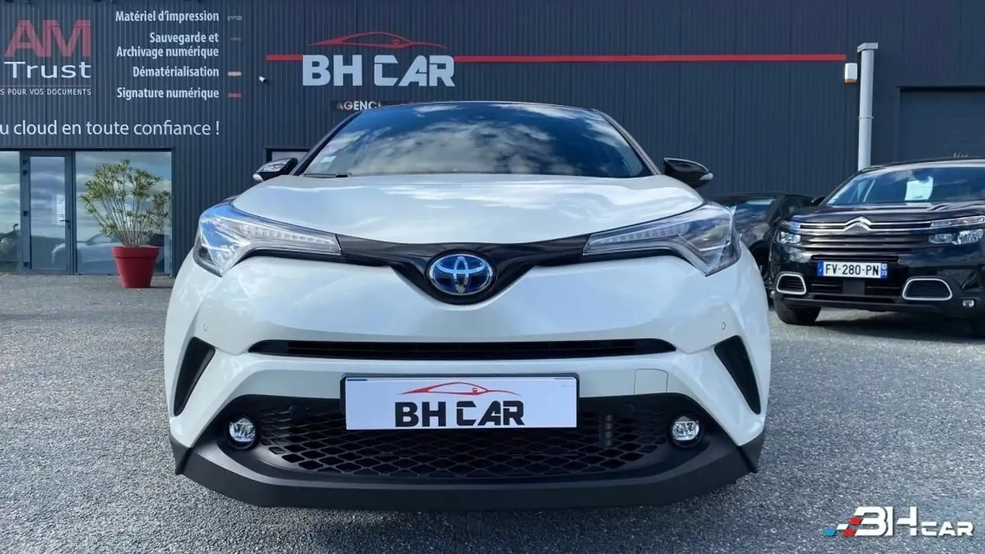 Toyota C-HR 1.8 122H 100 HYBRID FULL-HYBRID GRAPHIC 4X2 E-CVT BVA Bianco - 2