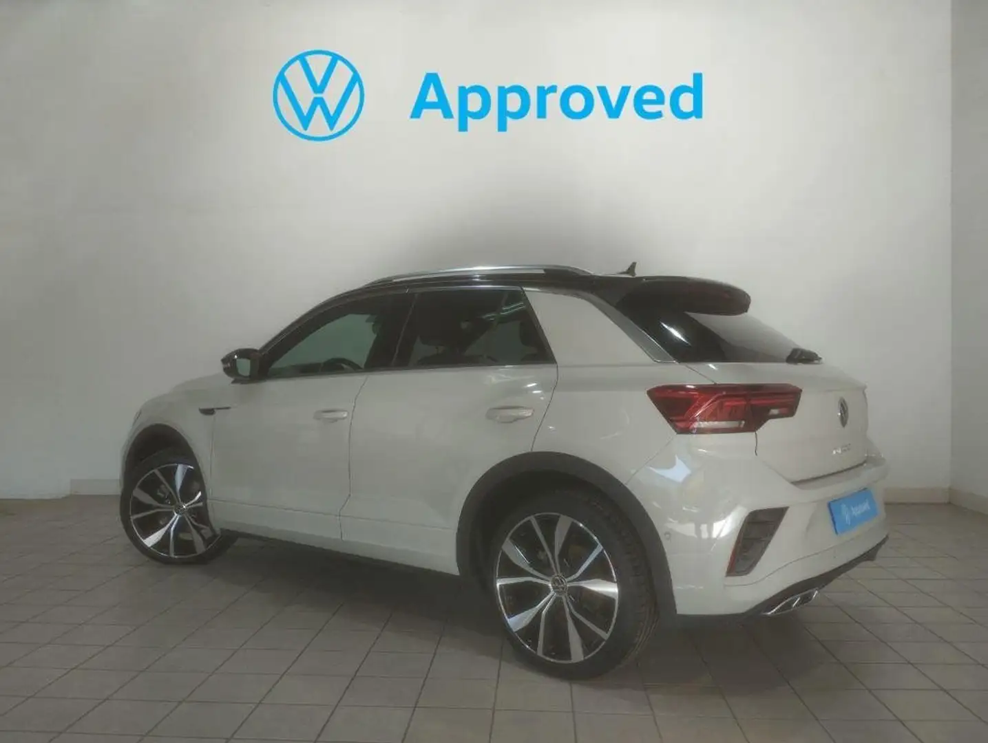Volkswagen T-Roc 2.0TDI R-Line 110KW Gris - 2