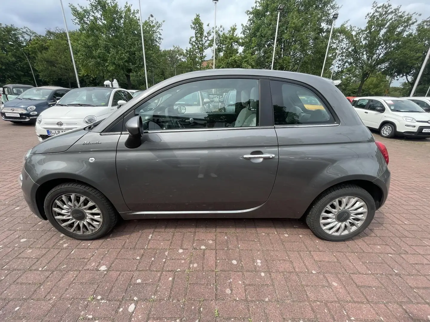 Fiat 500 MY22 1.0 DOLCEVITA*Klima*Pano*Allwetterreif. Gris - 2