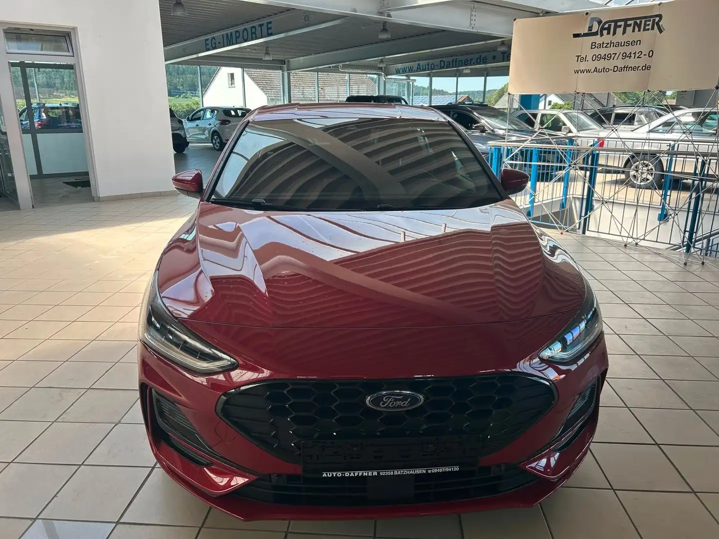 Ford Focus 1,0 EcoBoost Hybrid 114kW ST-Line X Autom. Rot - 2