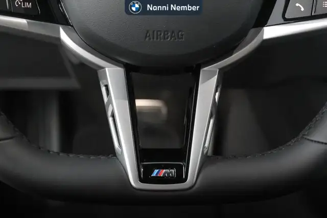 BMW 2 Series view 18
