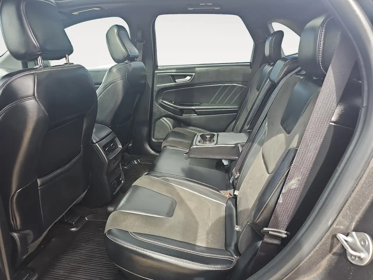 Ford Edge снимка Ford Edge