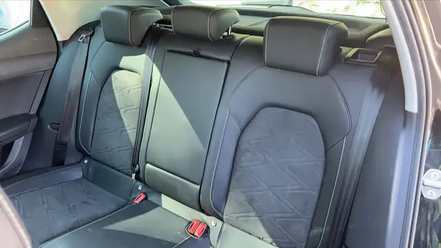 Seat Leon view 9