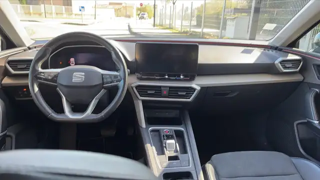 Seat Leon view 11