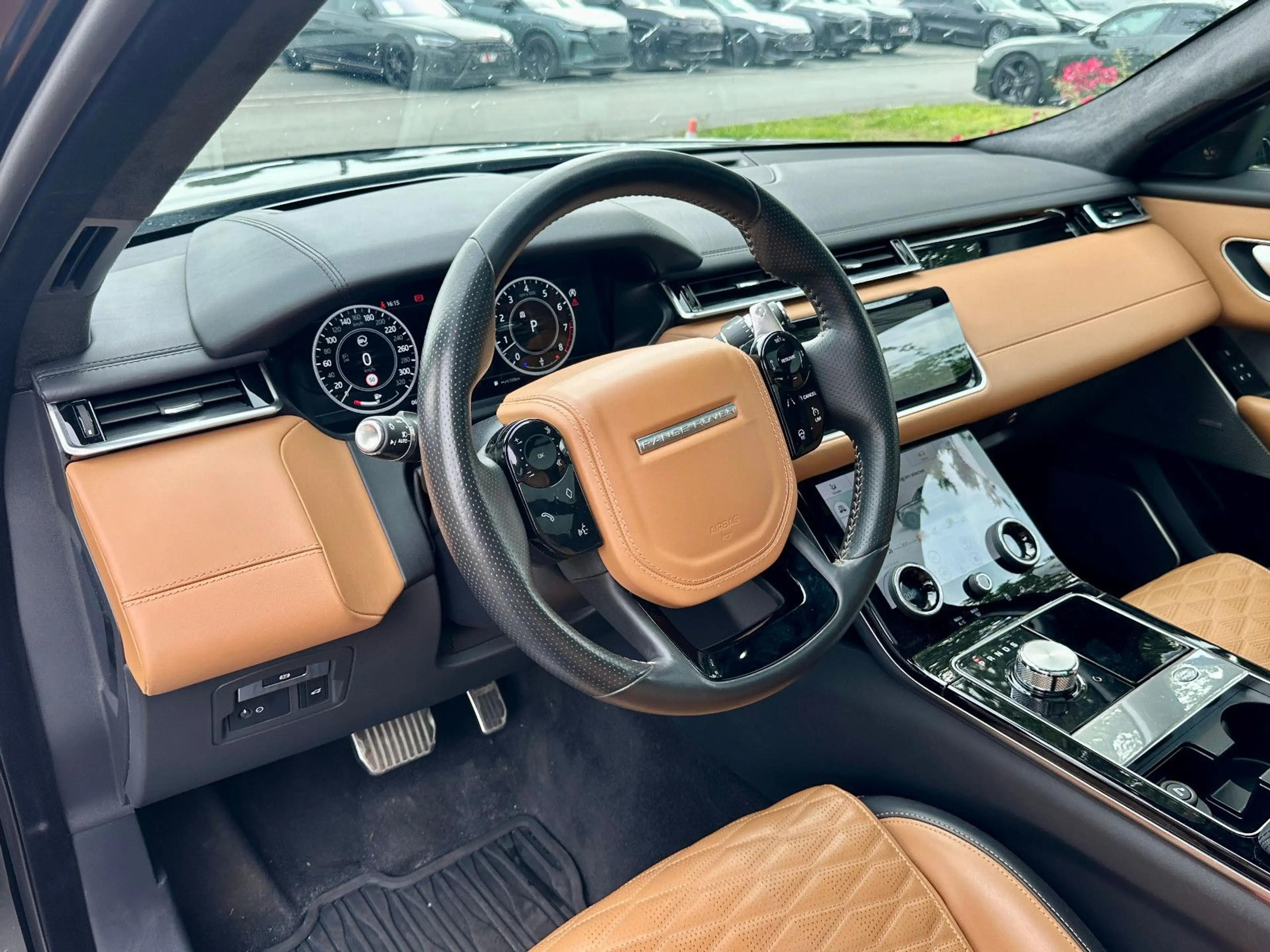 Land Rover Range Rover Velar SV Autobiography Dynamic Editi — photo 11