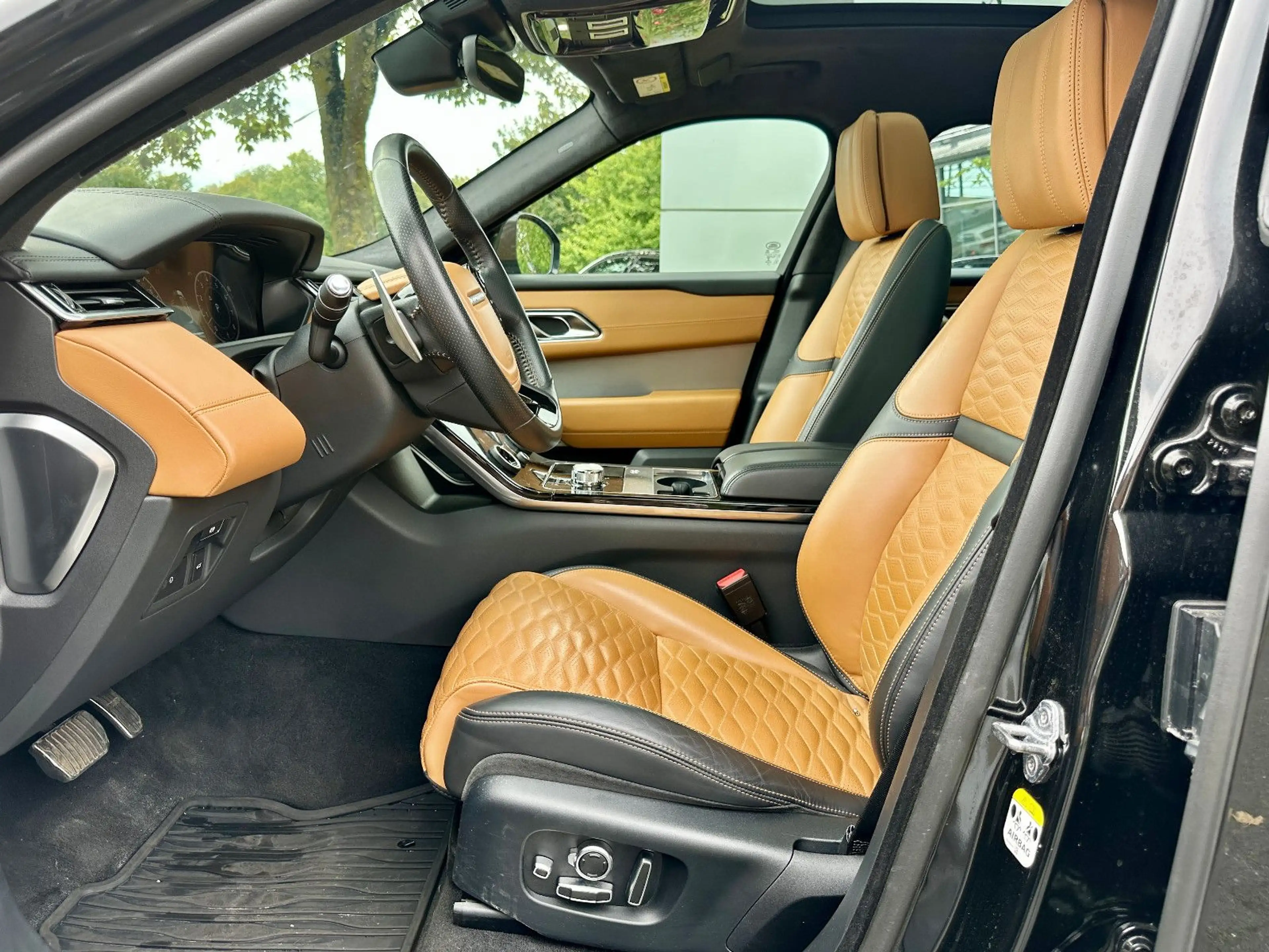 Land Rover Range Rover Velar SV Autobiography Dynamic Editi — photo 14