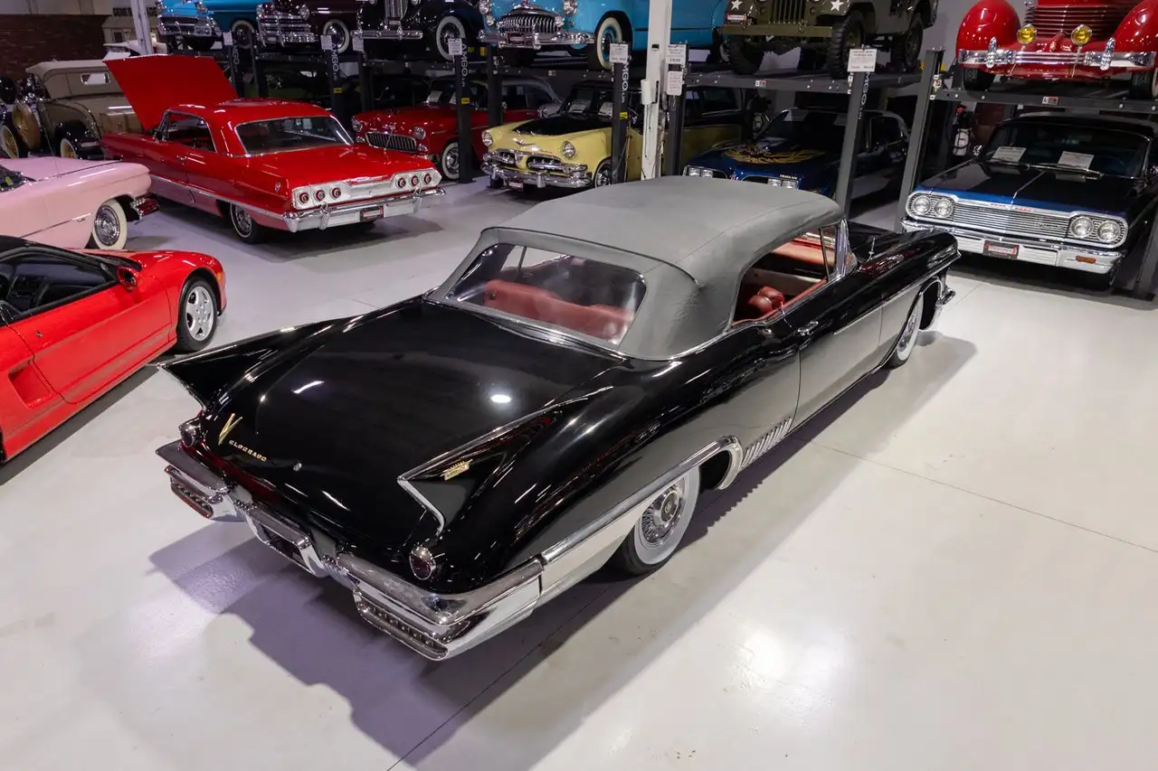 Cadillac Eldorado Biarritz, foto 2