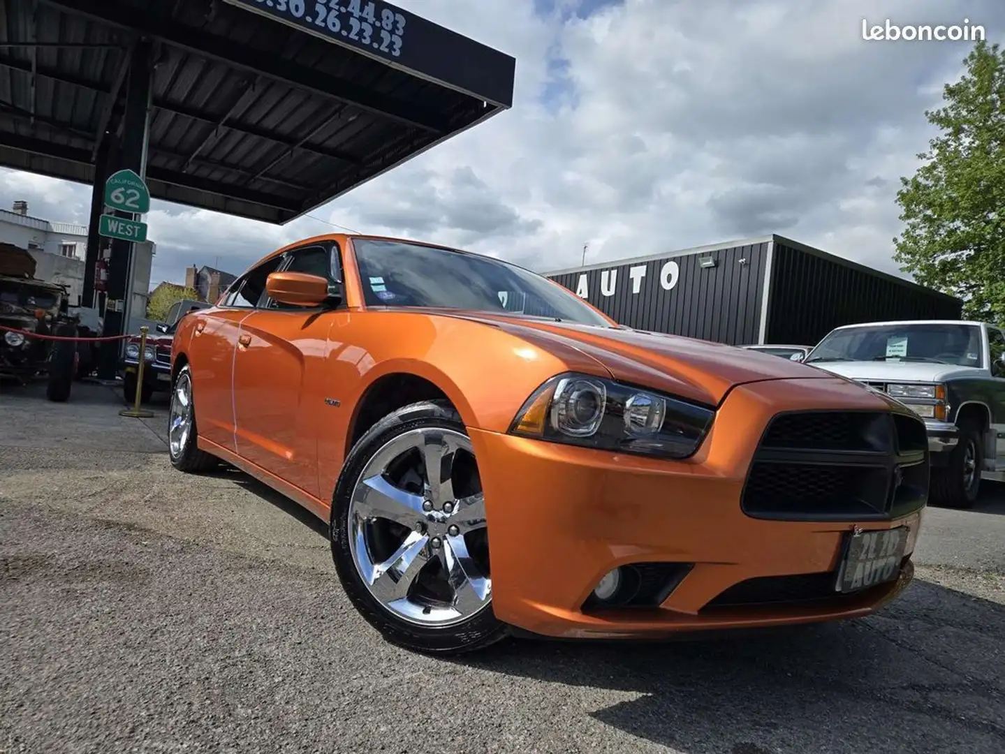 Dodge Charger R-T 5.7 V8 Hemi 370ch orange toxic Auriu - 2