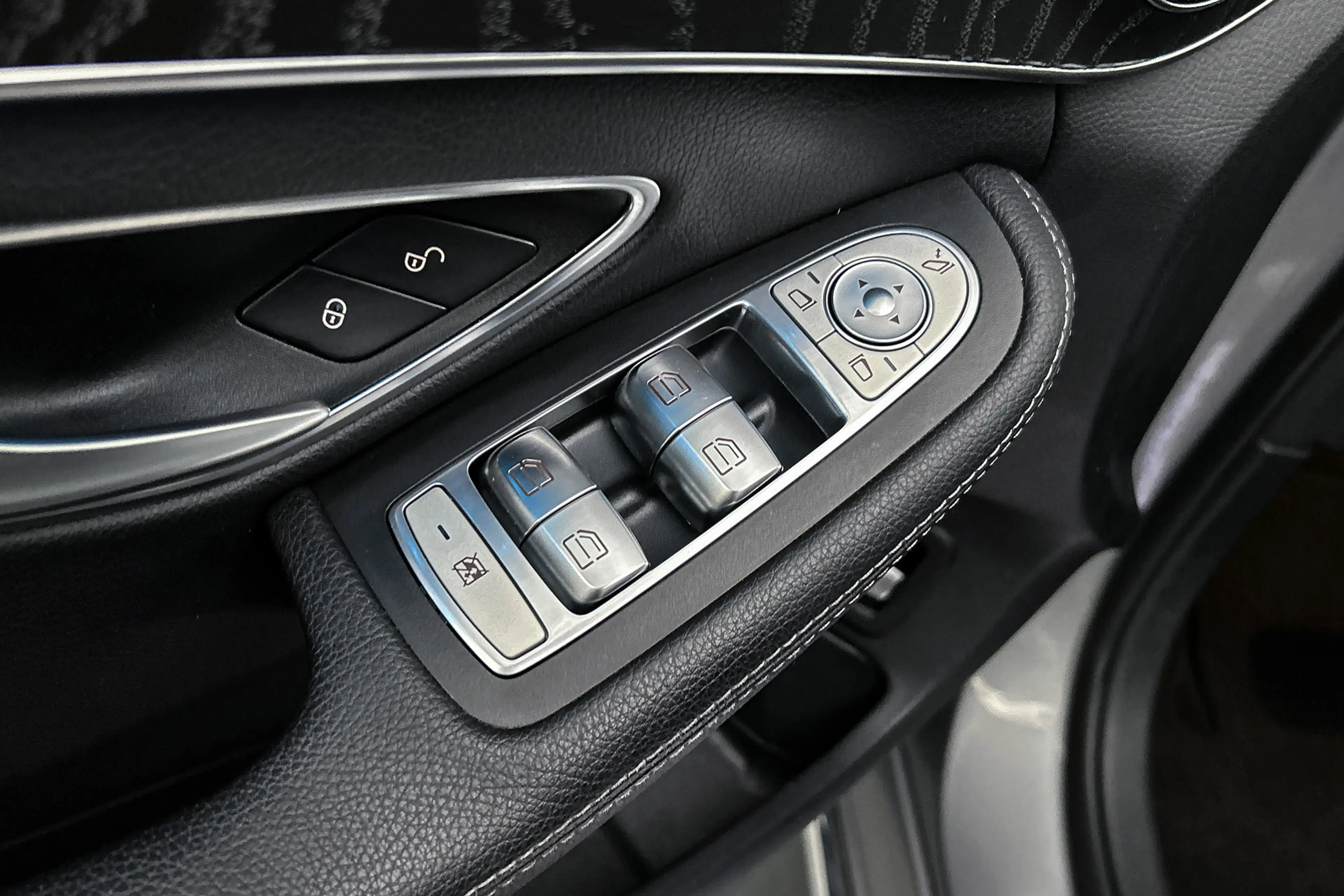 Mercedes-Benz C 350 Estate e Lease Edition | Luchtvering | Stoelverwar — photo 21