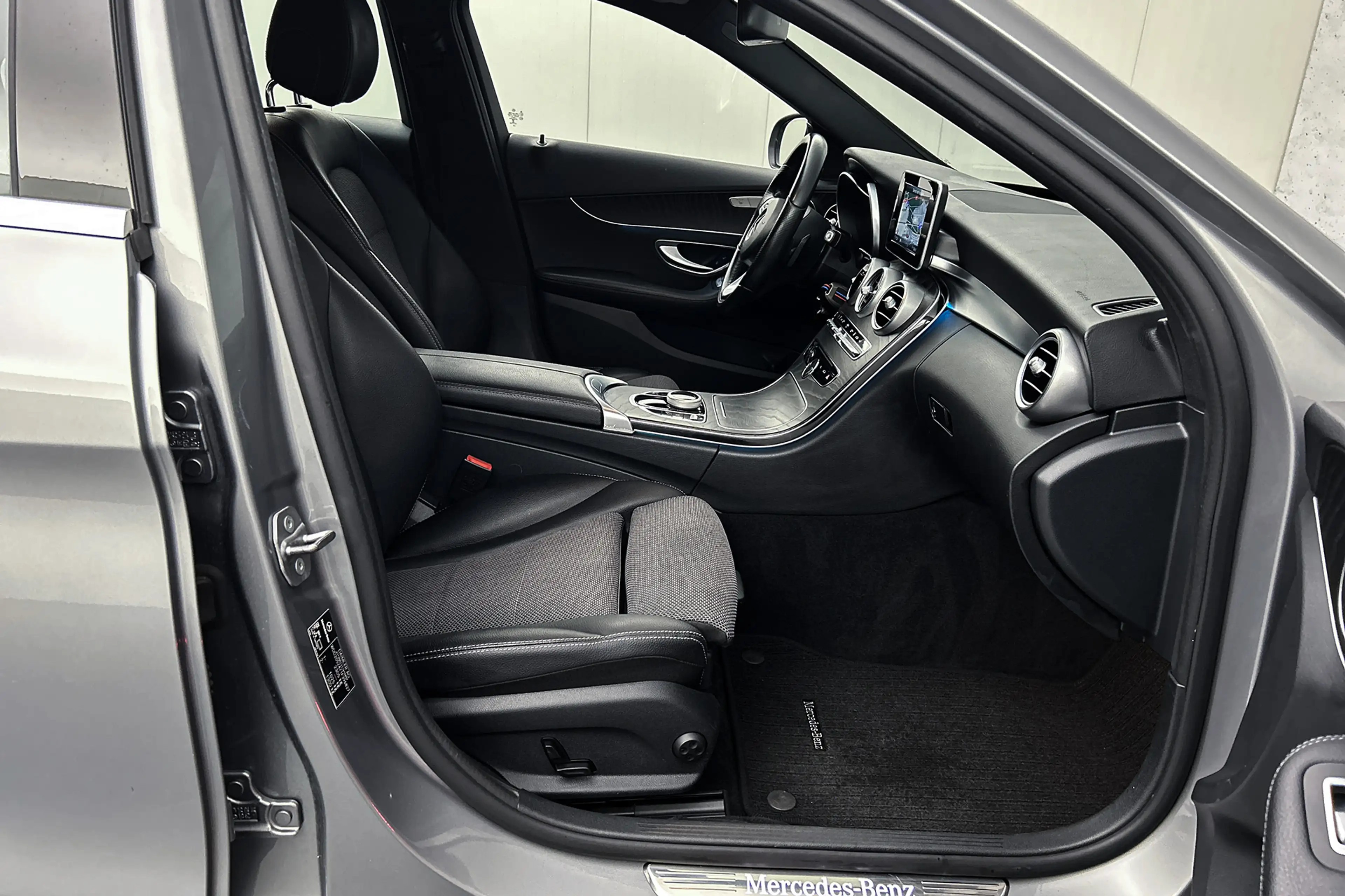 Mercedes-Benz C 350 Estate e Lease Edition | Luchtvering | Stoelverwar — photo 30