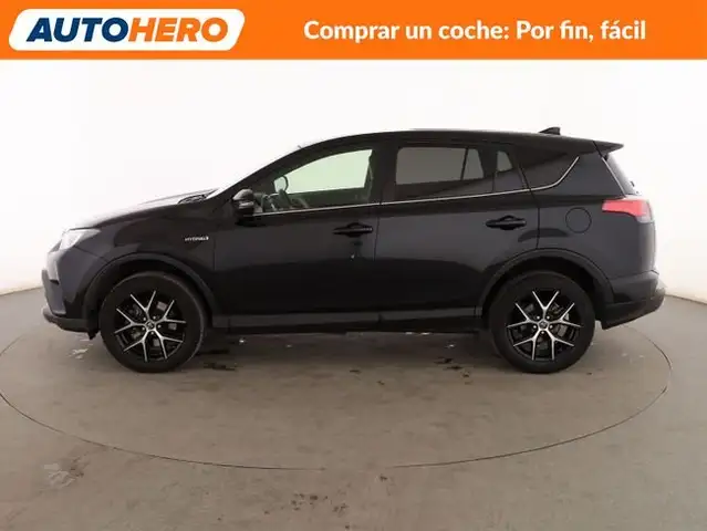 Toyota Rav4 view 3