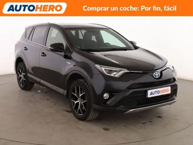 Toyota Rav4 view 8