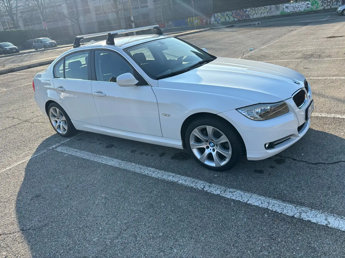 BMW 318 318i Futura c/pelle Bianco - 1