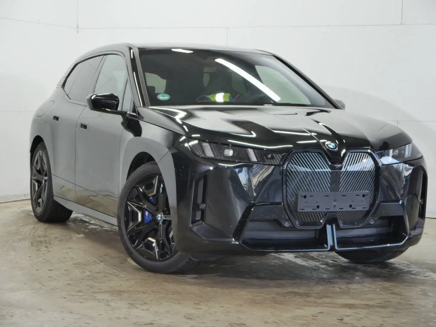 BMW iX xDrive60 M Sportpaket, Sitzbelüftung, B&W Surround Schwarz - 2