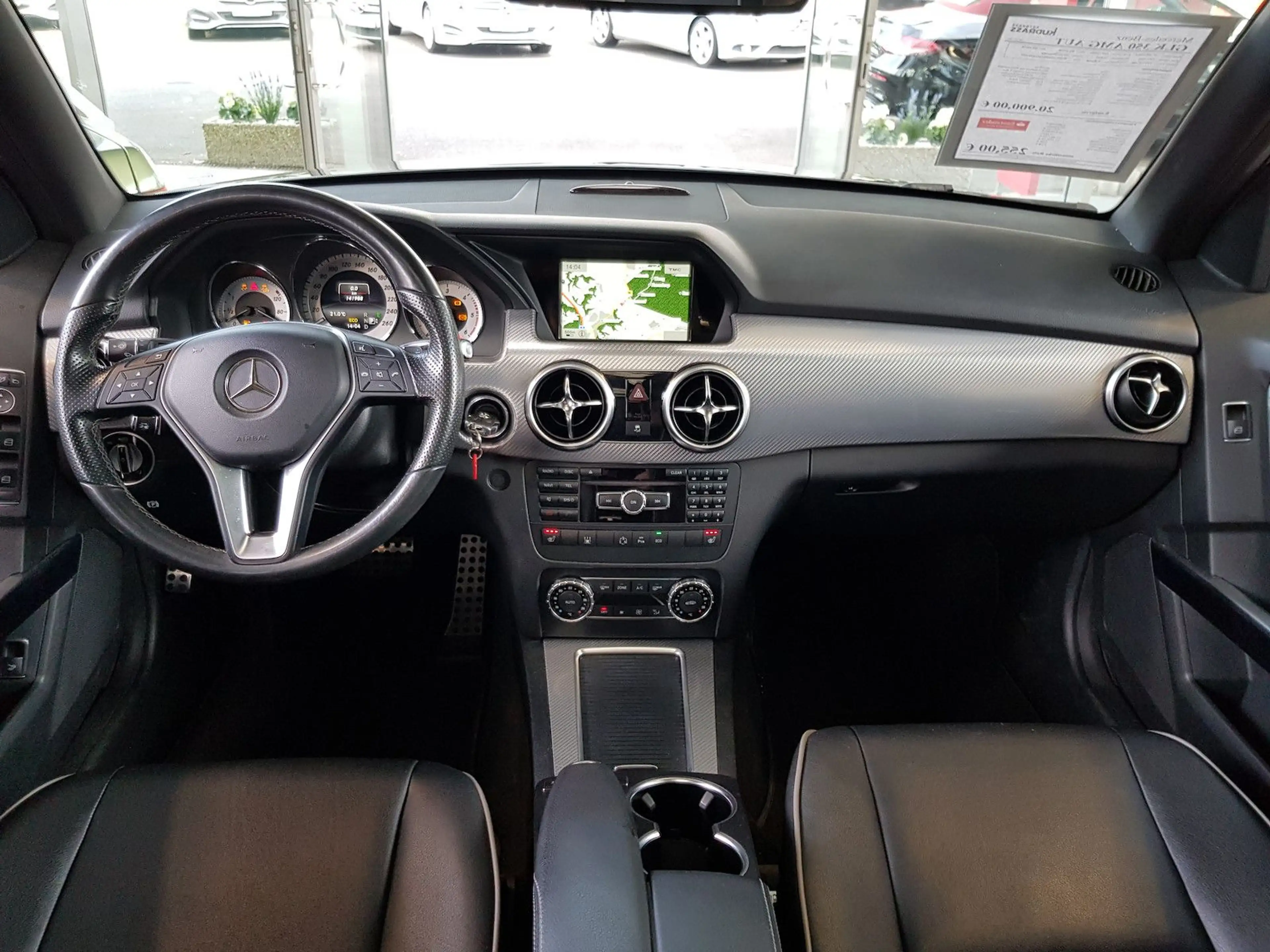 Mercedes-Benz GLK 350 AMG AUT PANO KAMERA DISTRONIC ZSH PTS — photo 13