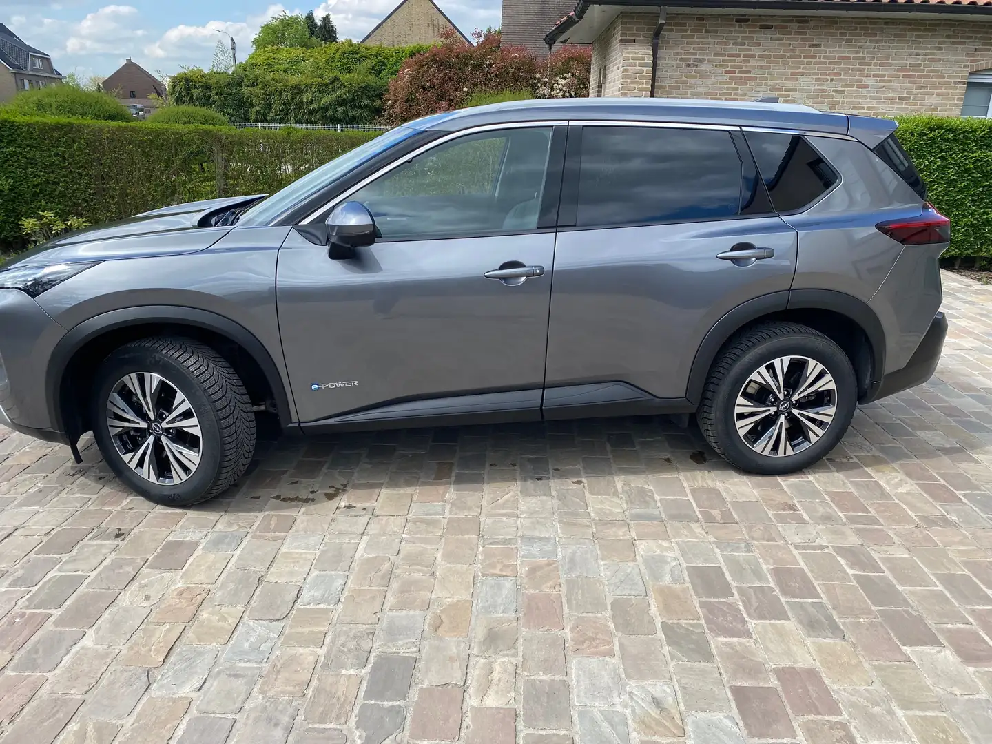 Nissan X-Trail 1.5 VC-T e-POWER N-Connecta Grau - 2