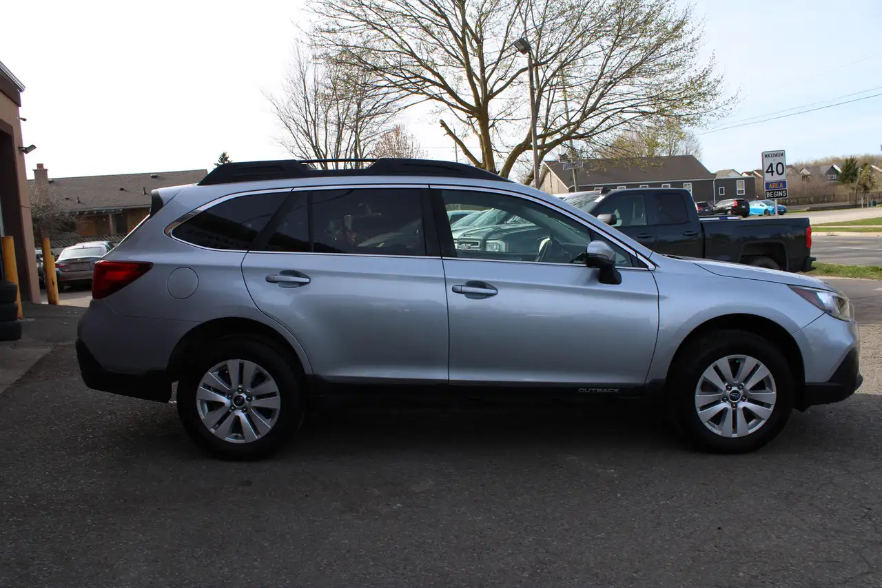 Subaru OUTBACK снимка Subaru OUTBACK