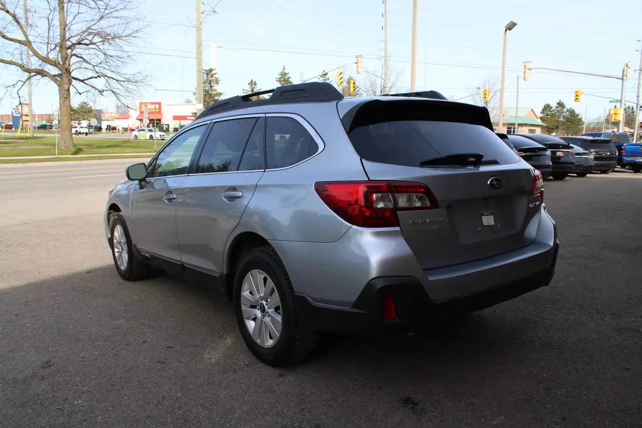 Subaru OUTBACK снимка Subaru OUTBACK