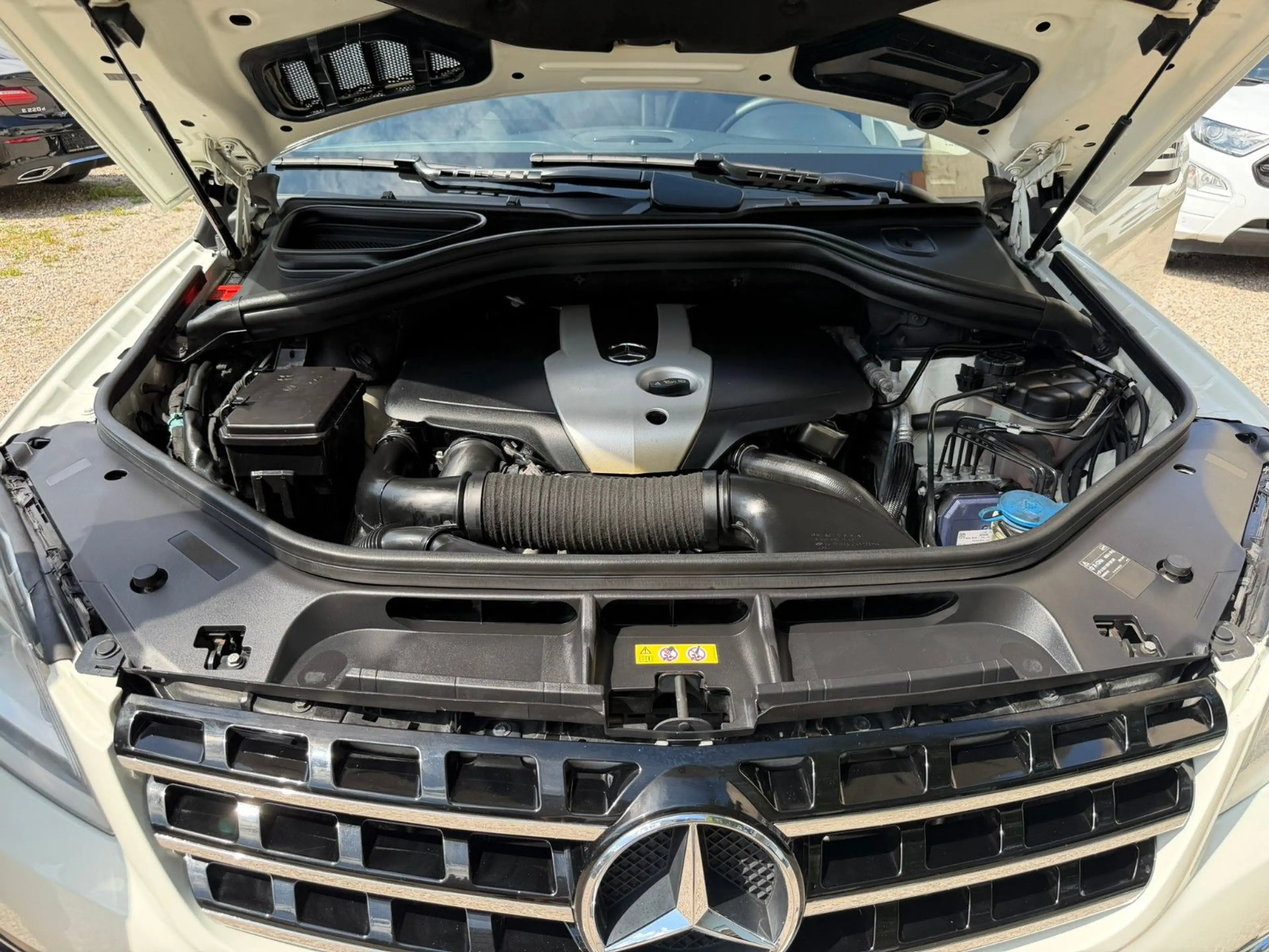 Mercedes-Benz ML 250 BlueTEC 4MATIC*AMG Line*Panorama*Top — photo 10
