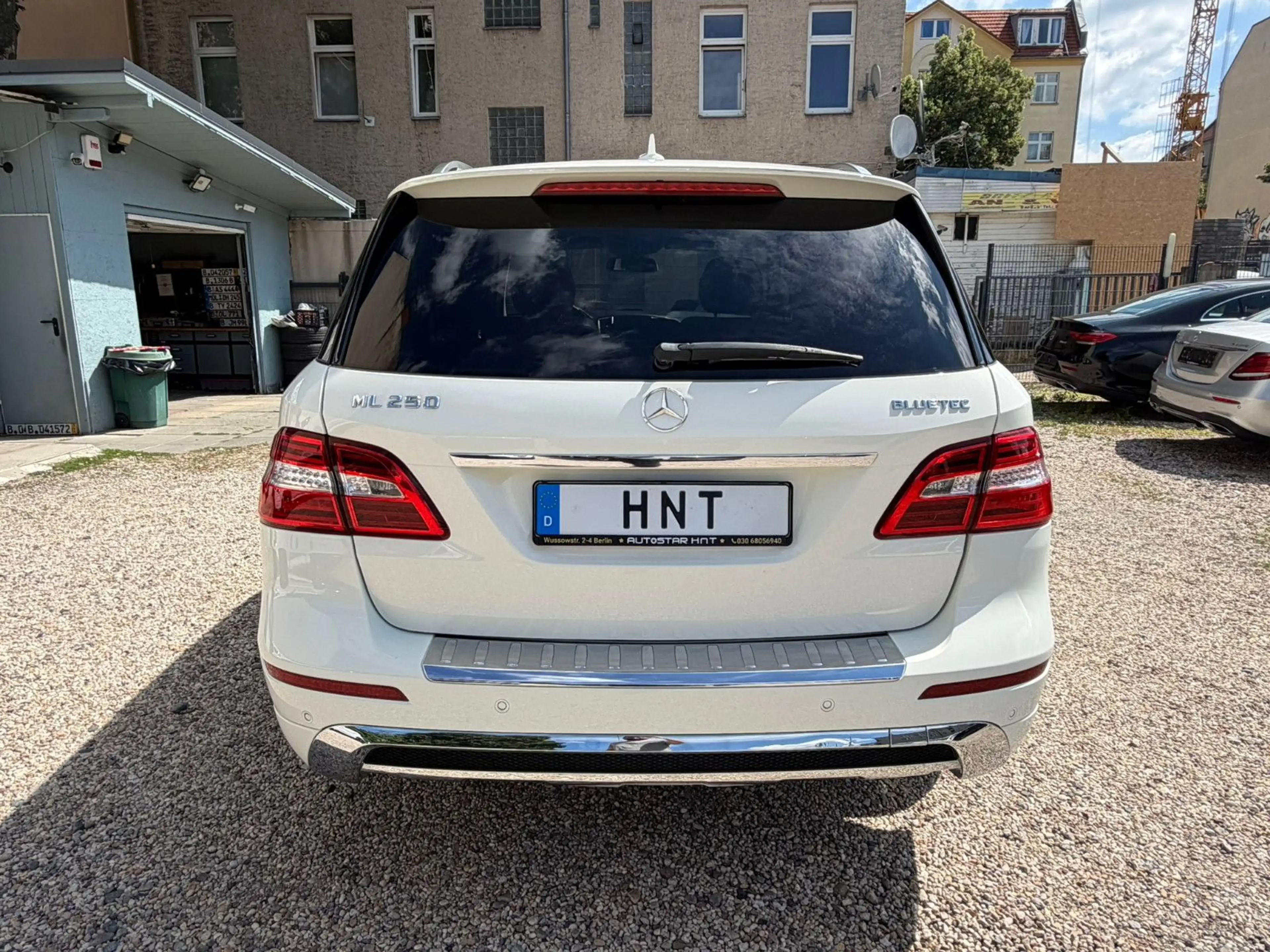 Mercedes-Benz ML 250 BlueTEC 4MATIC*AMG Line*Panorama*Top — photo 7