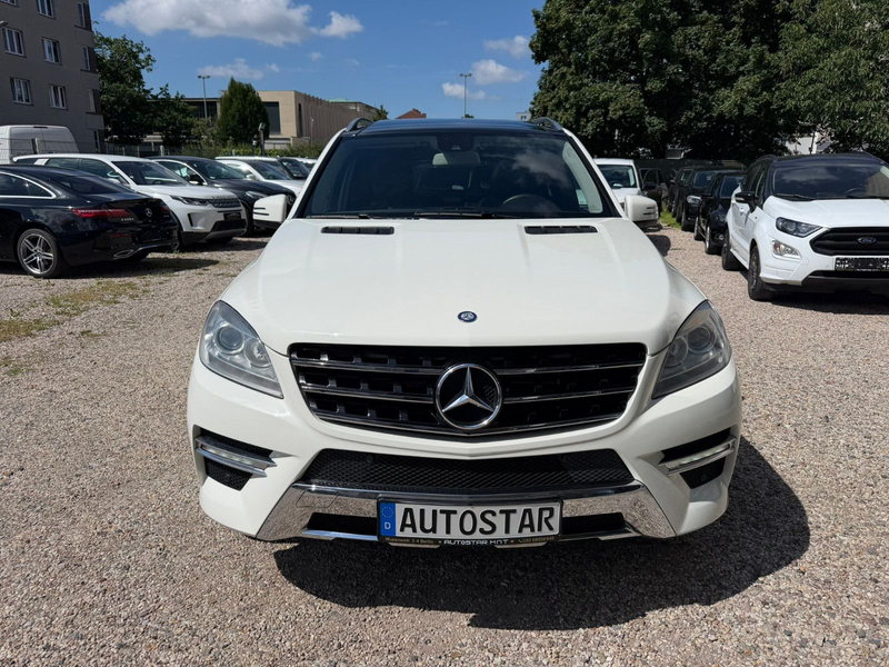 Mercedes-Benz ML 250 BlueTEC 4MATIC*AMG Line*Panorama*Top — photo 2