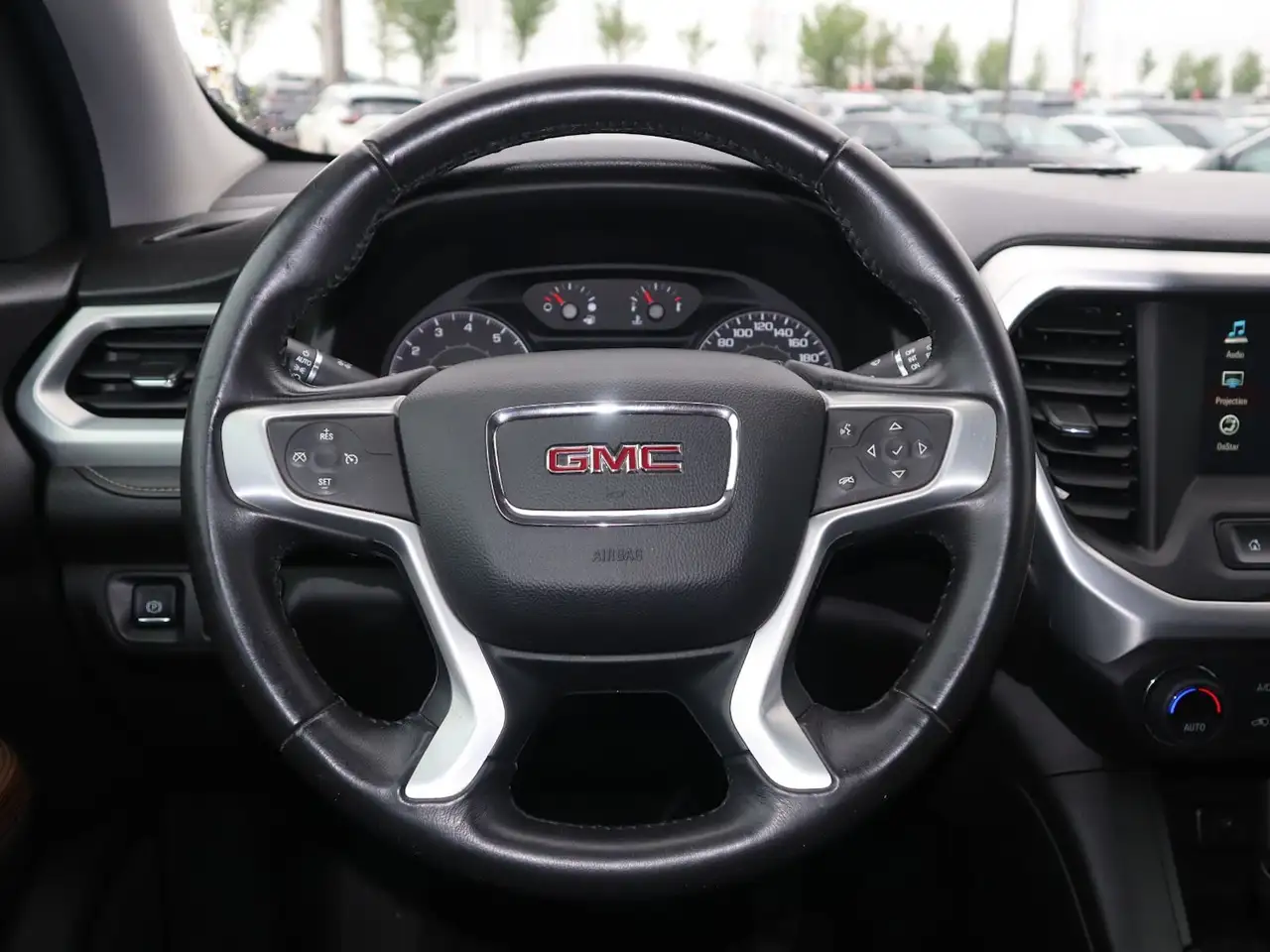 GMC Acadia fotografie GMC Acadia