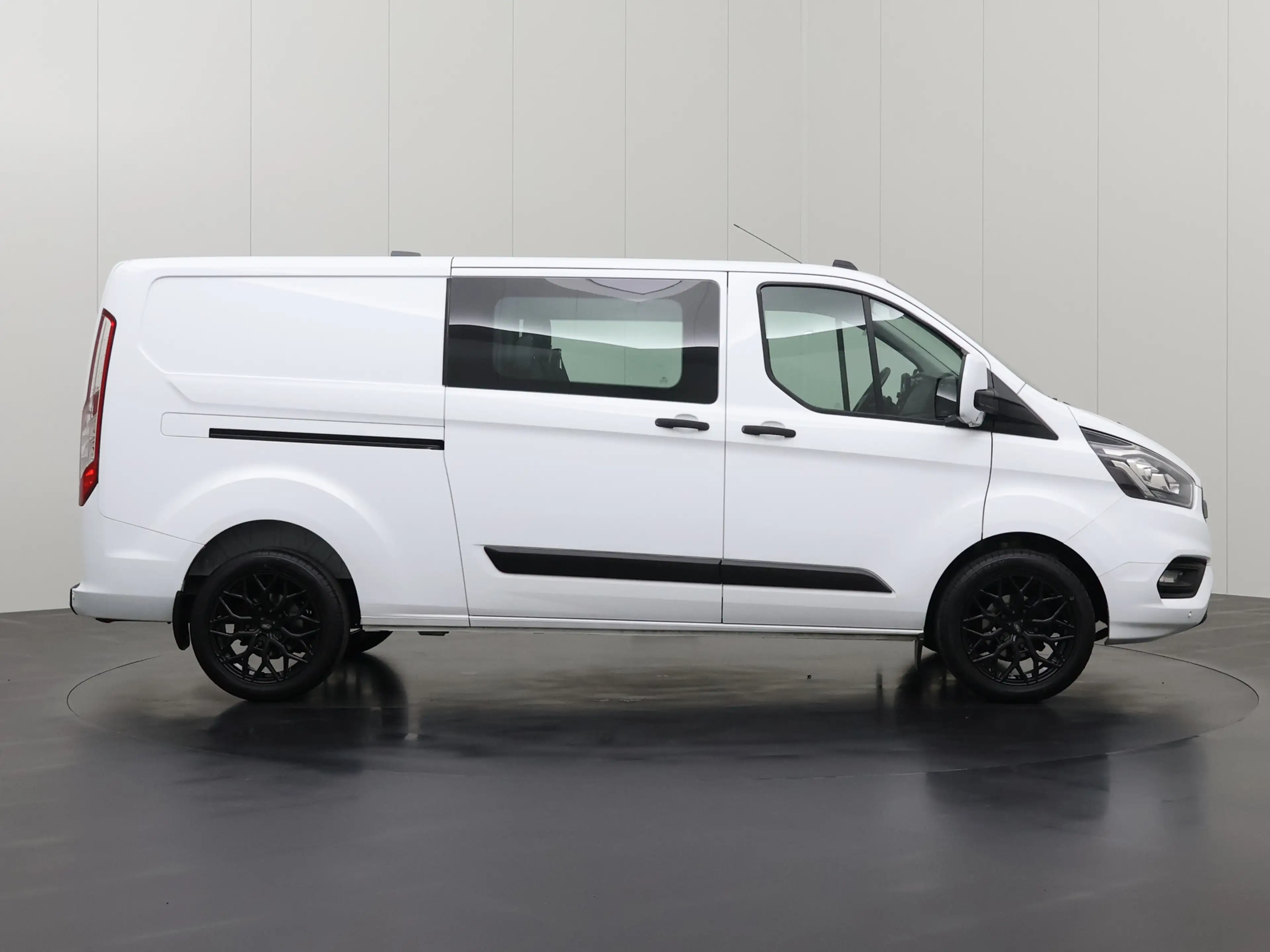 Ford Transit Custom 2.0TDCi 130PK Lang Dubbele Cabine | Werkplaats | A — photo 13