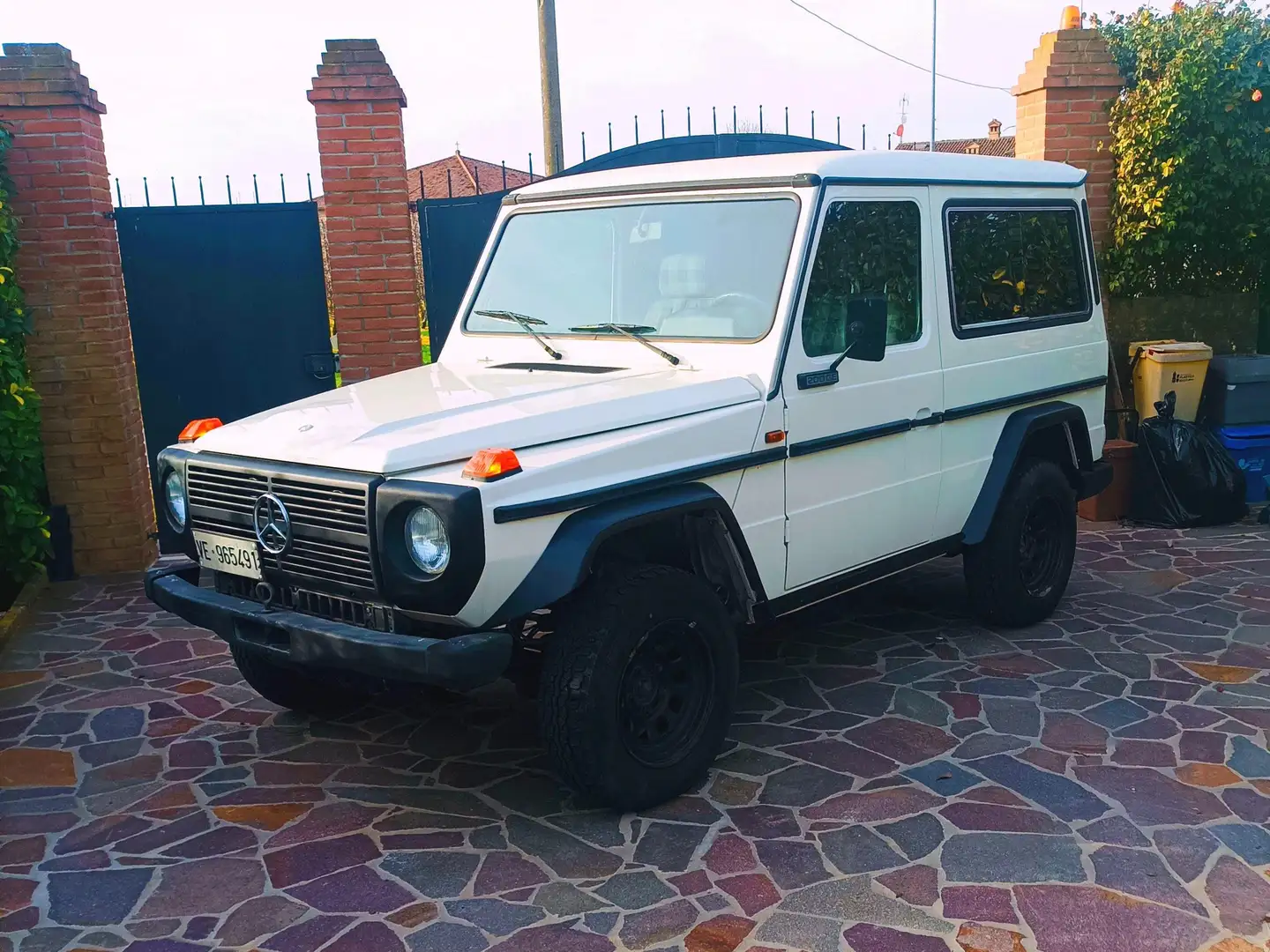 Mercedes-Benz G G 200 GE SW Білий - 2