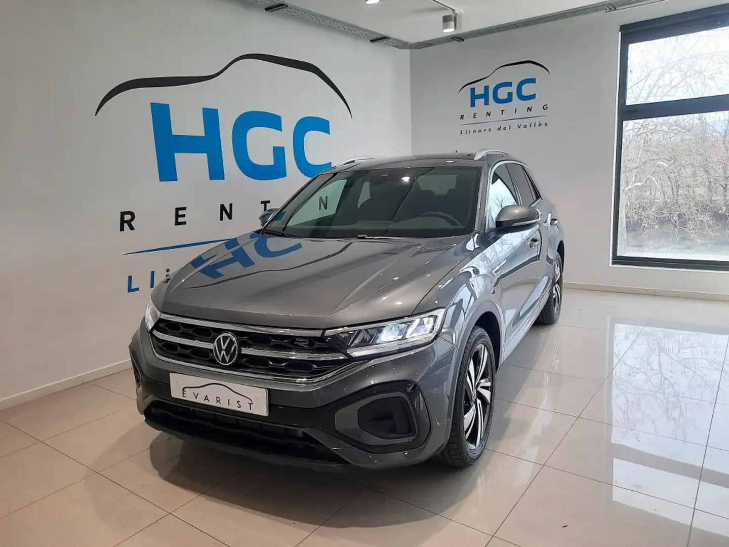 Volkswagen T-Roc 1.5 TSI 110 R-Line kW DSG7 Gris - 1