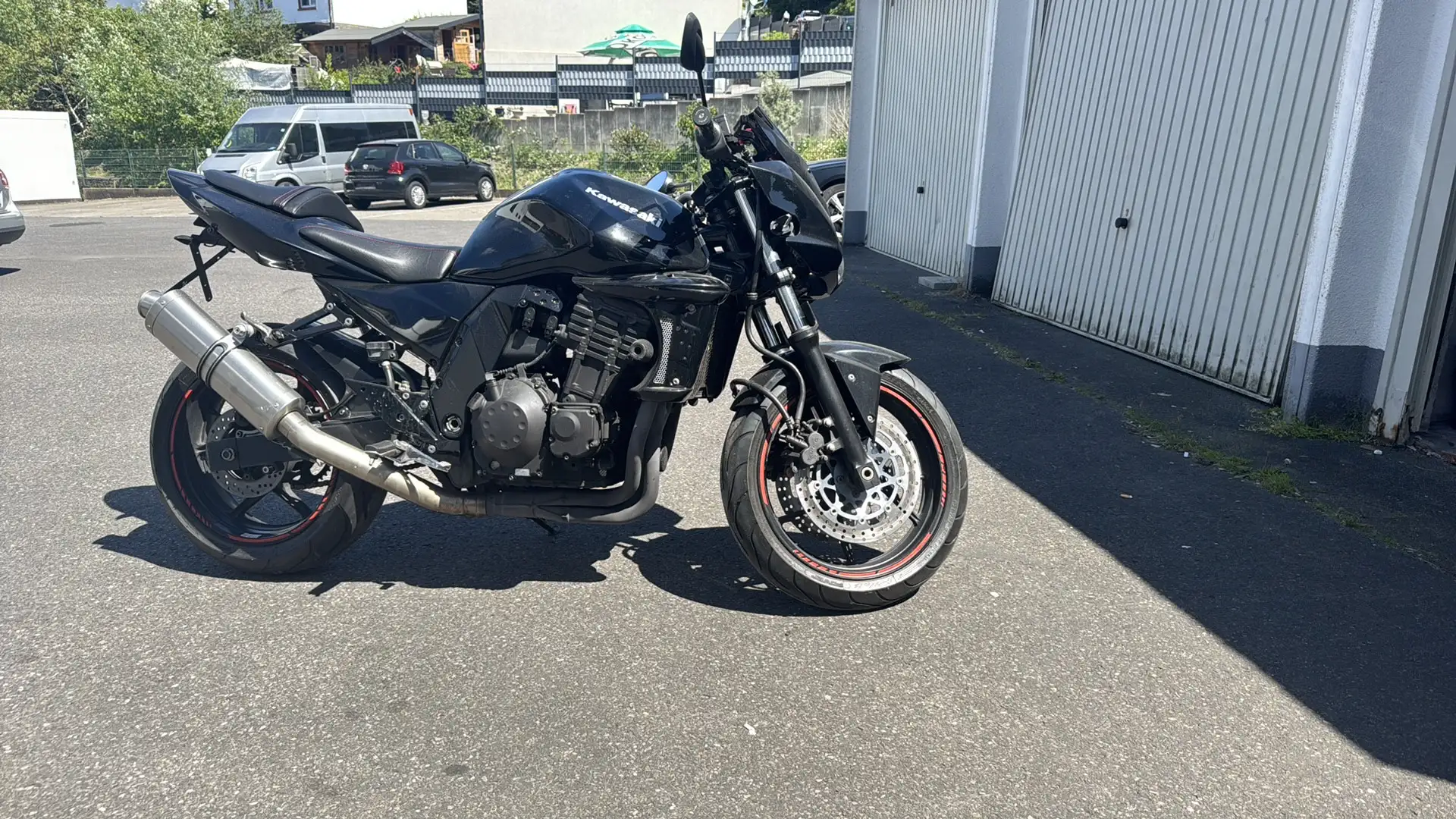 Kawasaki Z 750 J crna - 1