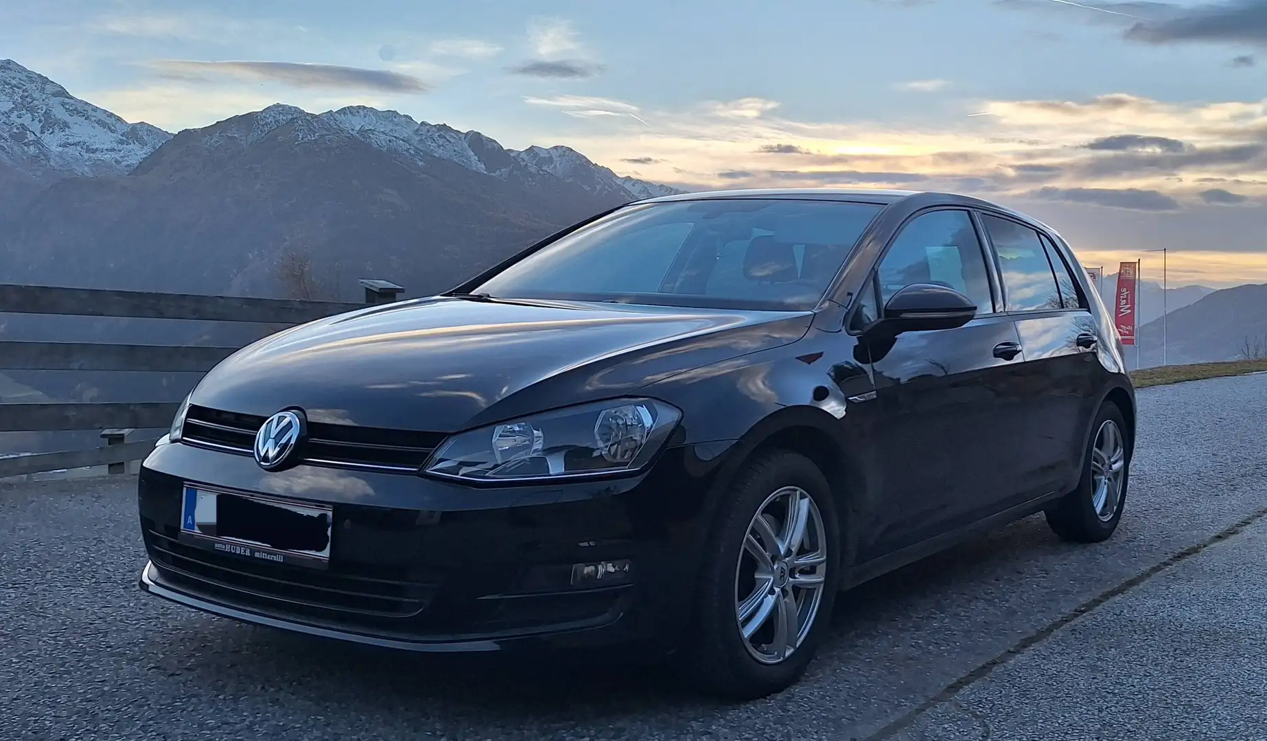Volkswagen Golf Golf CUP Edition 1,6 TDI BlueMotion Schwarz - 1