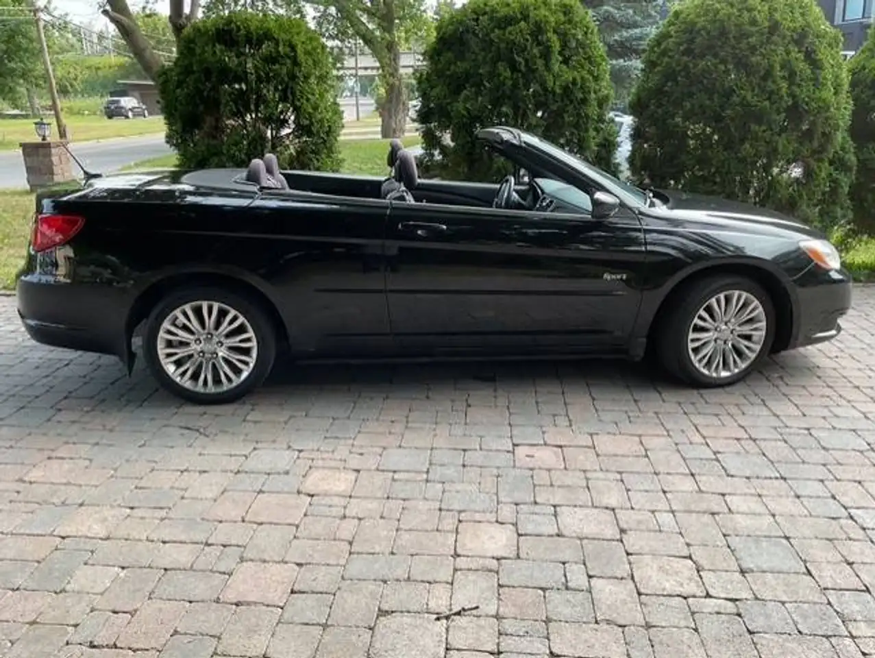 Chrysler 200 2013