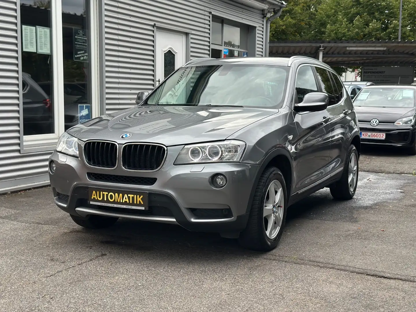BMW X3 xDrive 20 d AUTOMATIK+TÜV NEU+GARANTIE Grau - 1