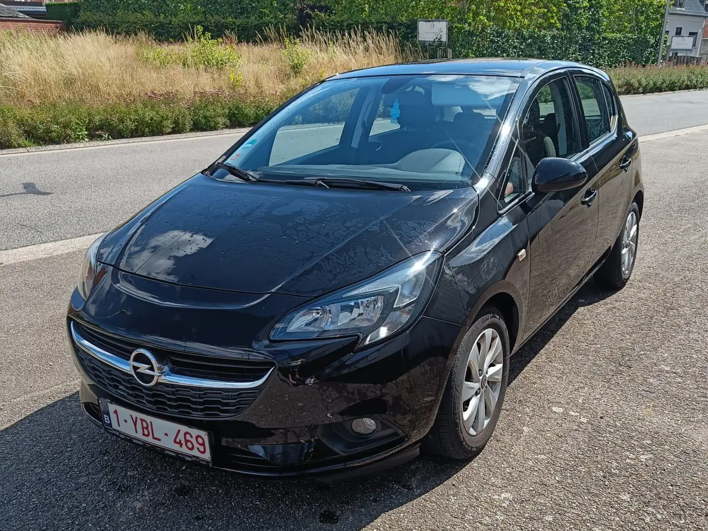 Opel Corsa Corsa 1.4 Edition Zwart - 1